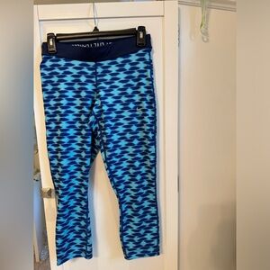 Nike Women’s Blue Pattern Capri Leggings